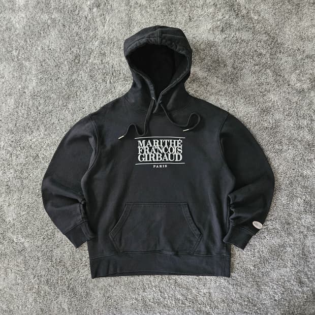 마리떼 프랑소와 저르보 후드티