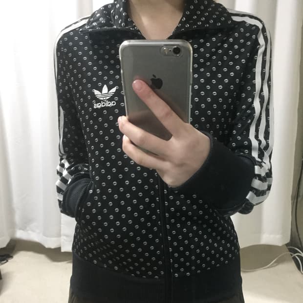 아디다스 립 도트 블랙 입술 져지 트랙탑 90