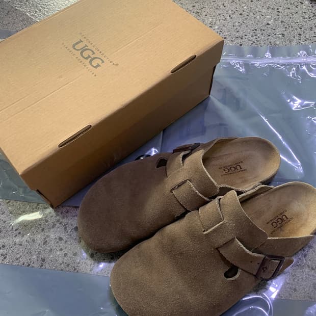 호주 어그 UGG 보스턴 270/42사이즈 버켄스탁