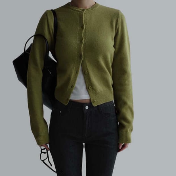 라룸 파스텔 가디건 올리브