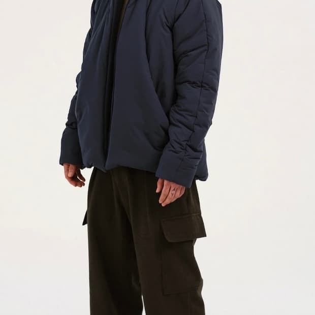 혜인서 푸퍼자켓 미드나잇 2사이즈