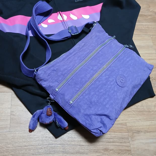 Kipling 키플링 보라색 크로스백 가방 연보라색 퍼플