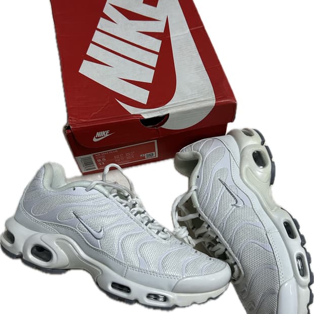 에어맥스 플러스 트리플 화이트 275 새상품