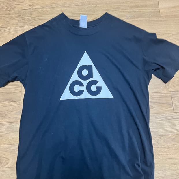 나이키 ACG 반팔티 XL 블랙