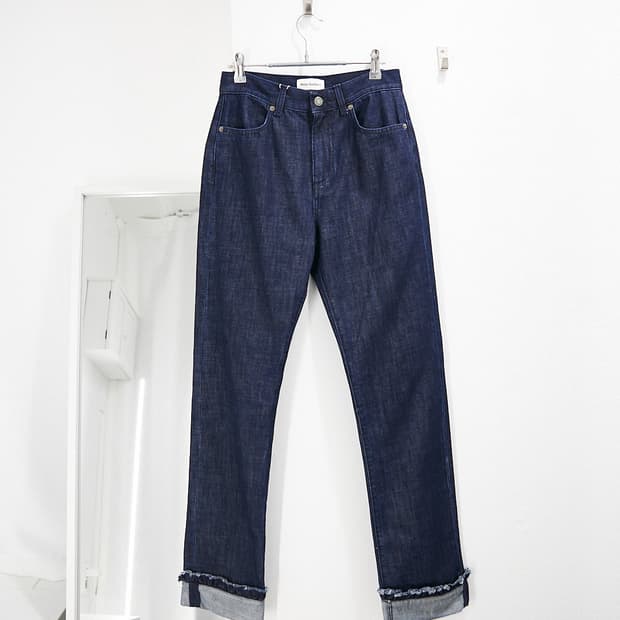 Back Pocket Detail Denim Jeans