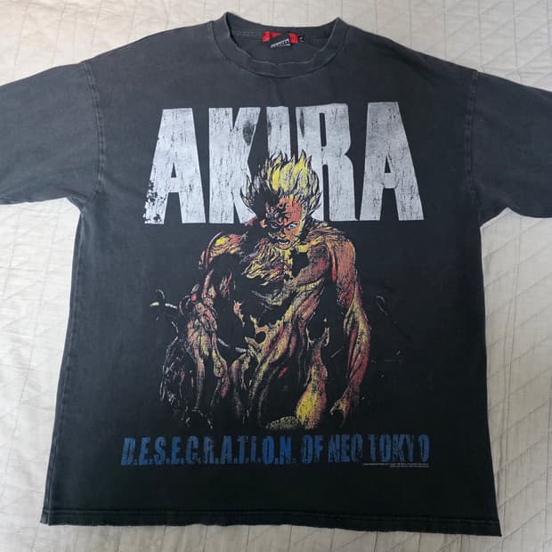 [L] 아키라 24 부틀렉 티셔츠 페이디드 블랙