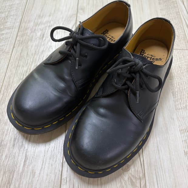 닥터마틴 1461 3홀 스무스 260