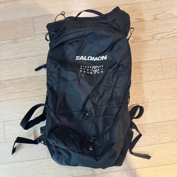 살로몬 마르지엘라 백팩xt-16 판매합니다