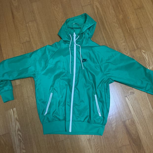 나이키 윈드러너 바람막이