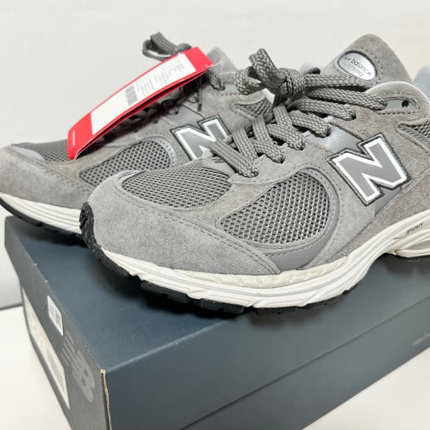 뉴발란스 2002RC 그레이 265mm 택 포함 새상품