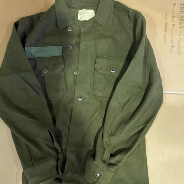 미군 울셔츠 S  데드스탁