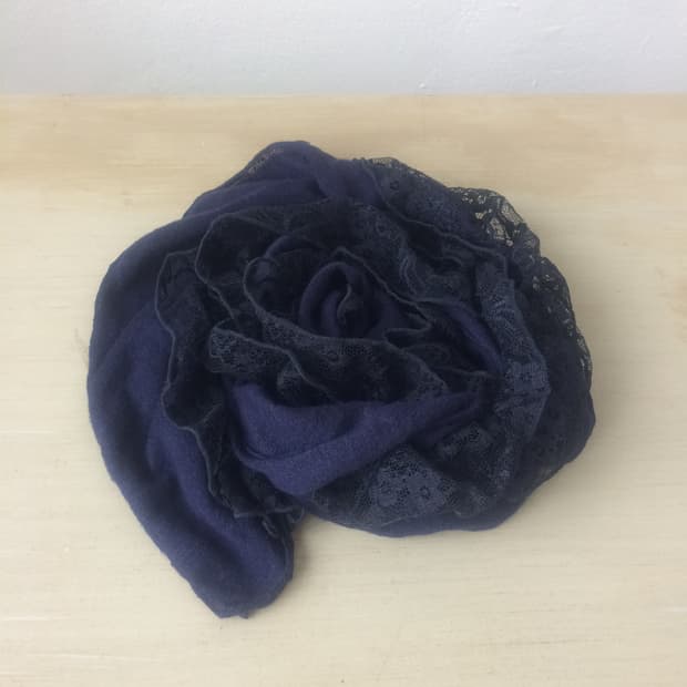 lace trimming shirring scarf