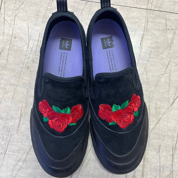 아디다스 매치코트 슬립온