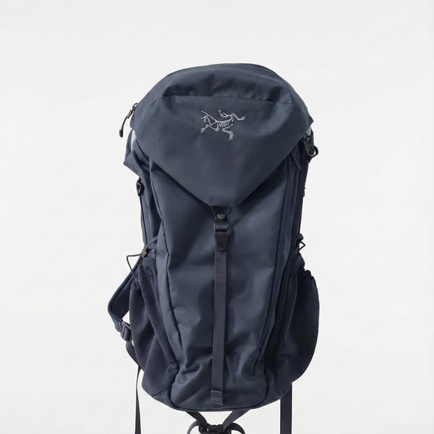 아크테릭스 맨티스 20 블랙 사파이어