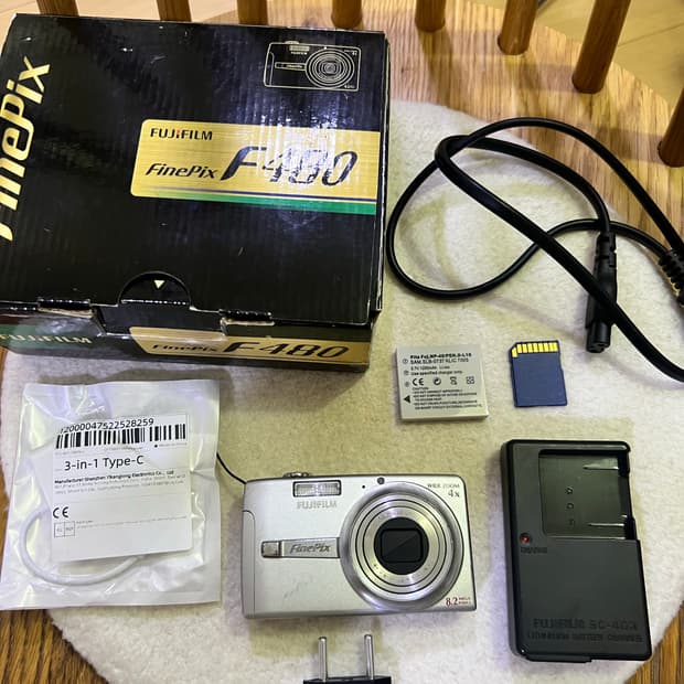 풀박스) 후지필름 파인픽스 f480 실버 빈티지 디카