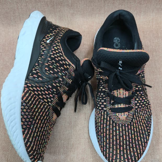 나이키 270mm-  리액트 인피니티 런 플라이니트3 남성 런닝화