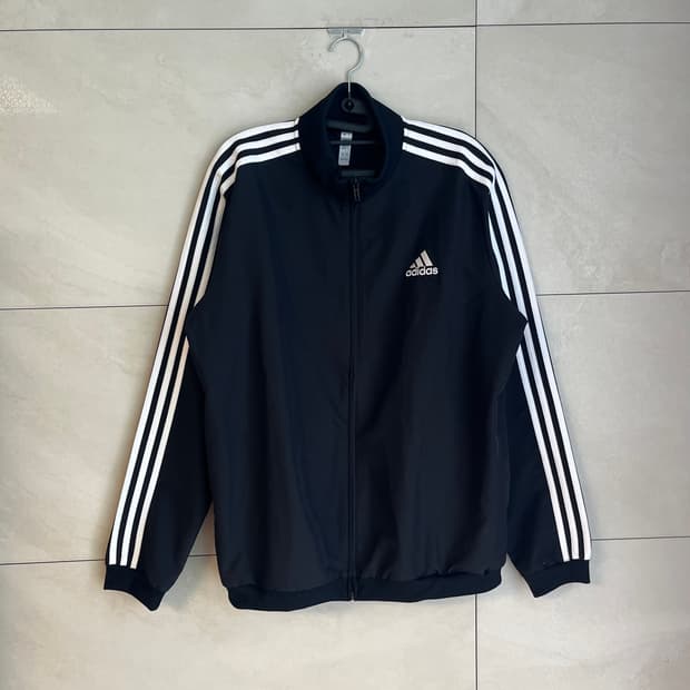 아디다스 우븐 바람막이 블랙 (XL size)
