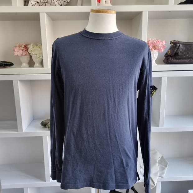 스톤아일랜드 롱슬리브 맨투맨