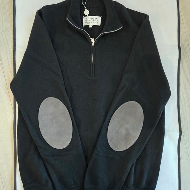 마르지엘라 하프 집업 스웨터