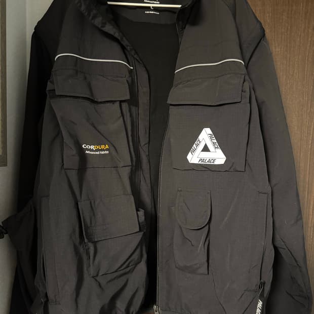 팔라스 바람막이 