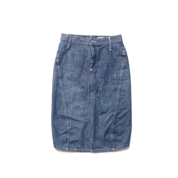 리바이스 Levi's Engineered Denim Skirt 

