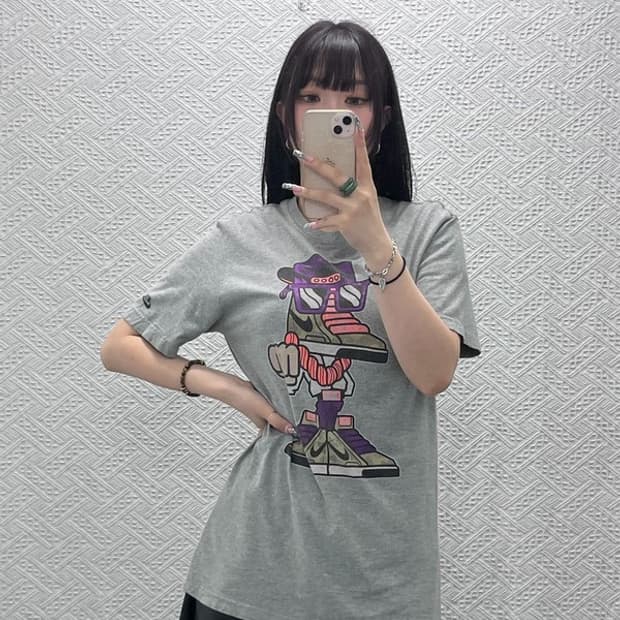 나이키 빈티지 스트릿 키치 카툰 캐릭터 프린팅 반팔티 S C12744
