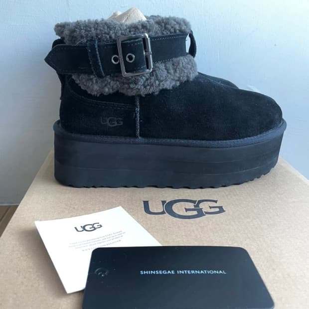 [UGG] 미국 어그 정품 스웨이드 벨티드 블랙 240 7사이즈