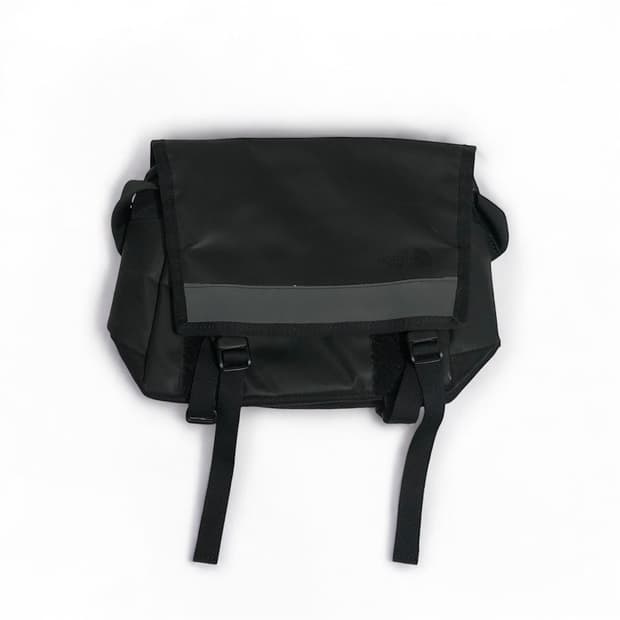 노스페이스 일본판 베이스캠프 메신저백