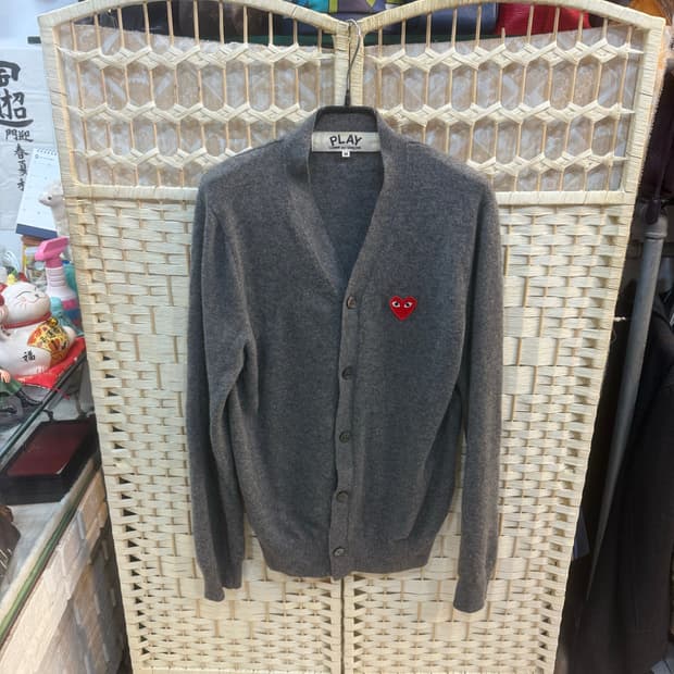95 정품 꼼데가르송 레드와펜 가디건 팝니다