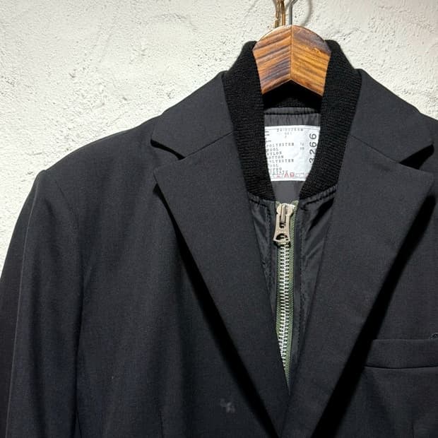 Sacai 사카이 레이어드 싱글 브레스티드 집업 블레이져 24-03266