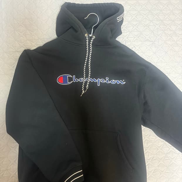 슈프림 챔피온 콜라보 후드
