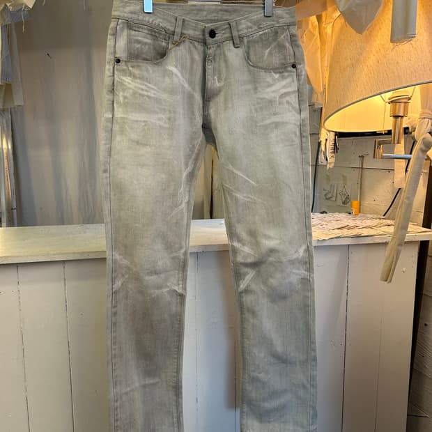 Neil Barrett 디스트레드 데님