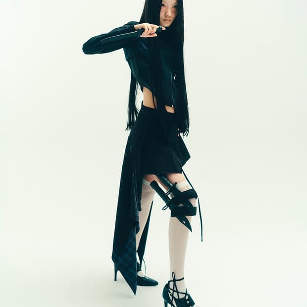 오호스 25ss 크롭 자켓