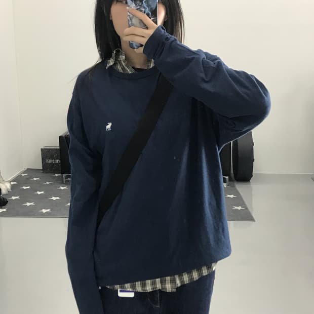 아베크롬비 네이비 롱슬리브