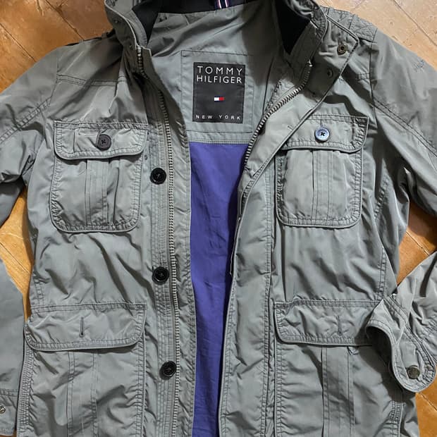 Tommy Hilfiger 카키 야상 (100)