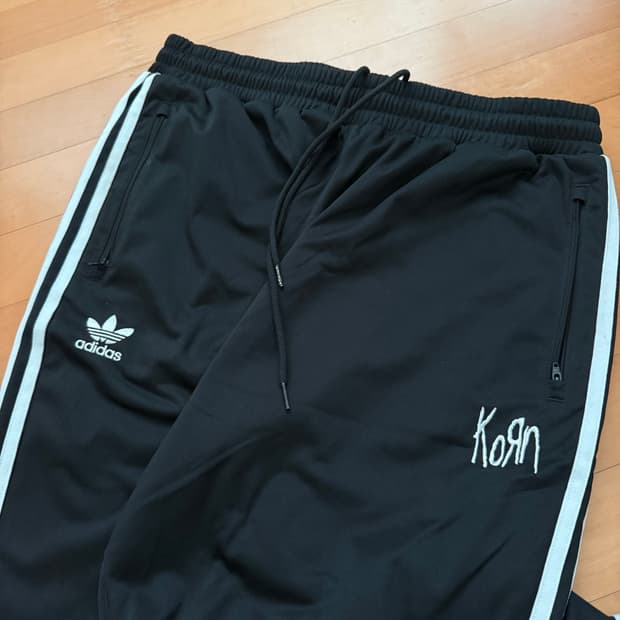 Korn x 아디다스 트랙팬츠 (XL)