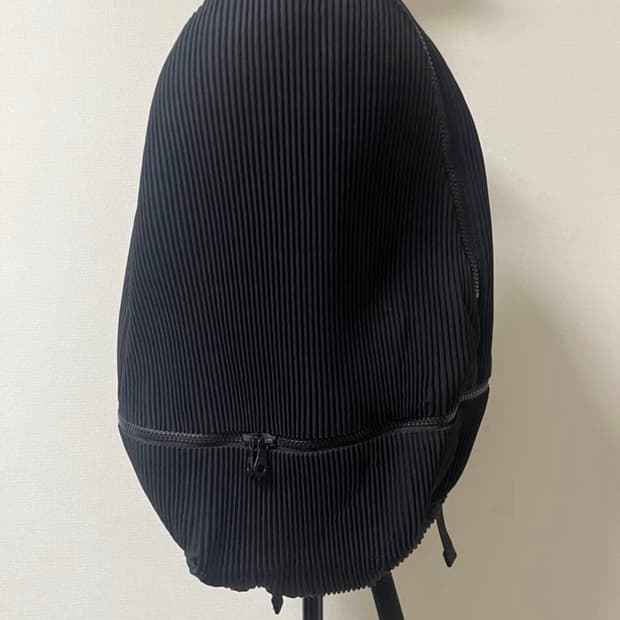 isseymiyake pleats backpack