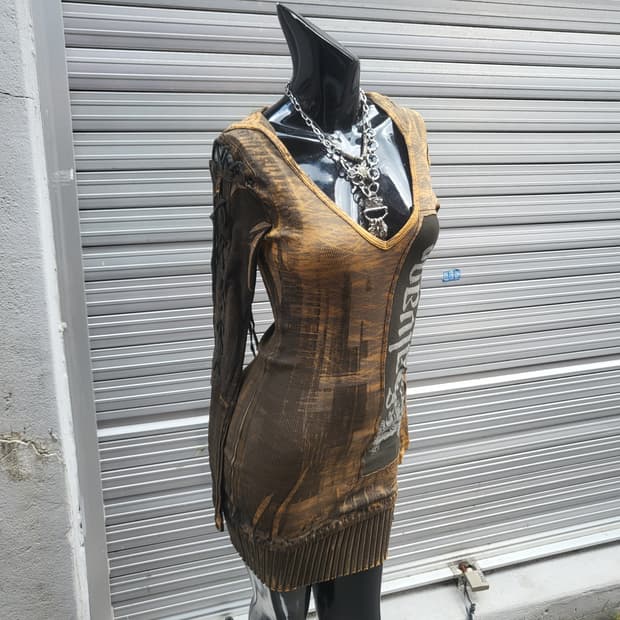 salvage long-sleeved one-piece dress 