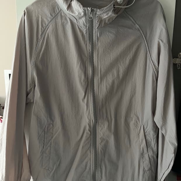 바람막이 그레이