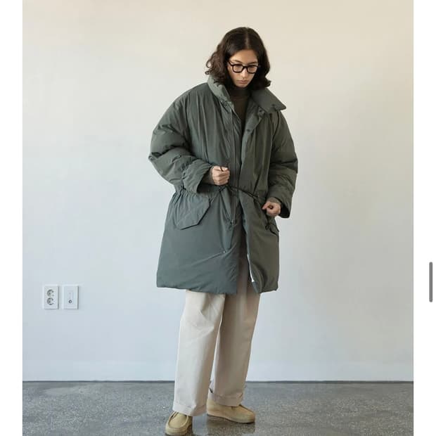 어나더오피스 구스다운 롱패딩 팝니다!