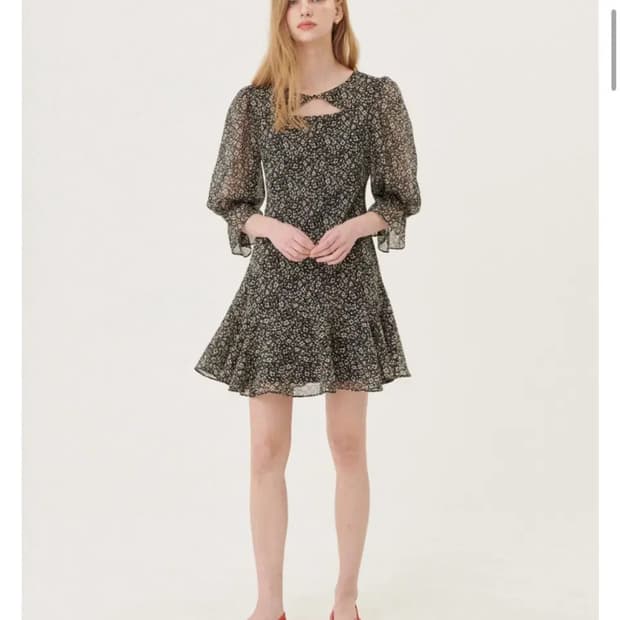 오엘 오앨 트라이앵글 플로랄 원피스