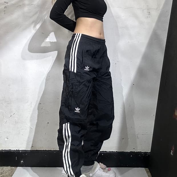 아디다스 블랙 프리미엄 파이어버드 트레포일 로고 트랙 팬츠 M