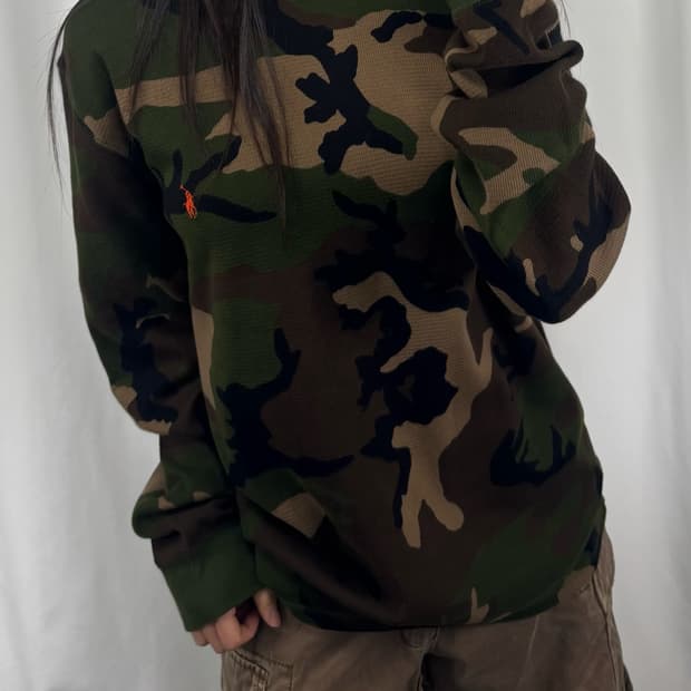 폴로 카모 롱슬리브