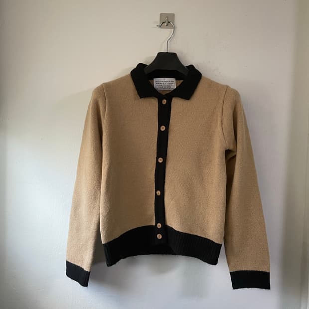 스타일난다 카라 배색 니트