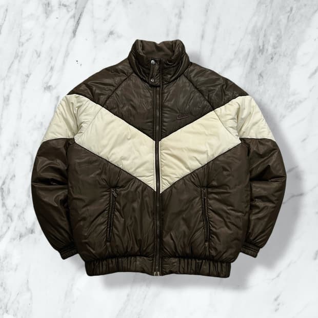 나이키 00‘s 브라운 배색 숏패딩 L