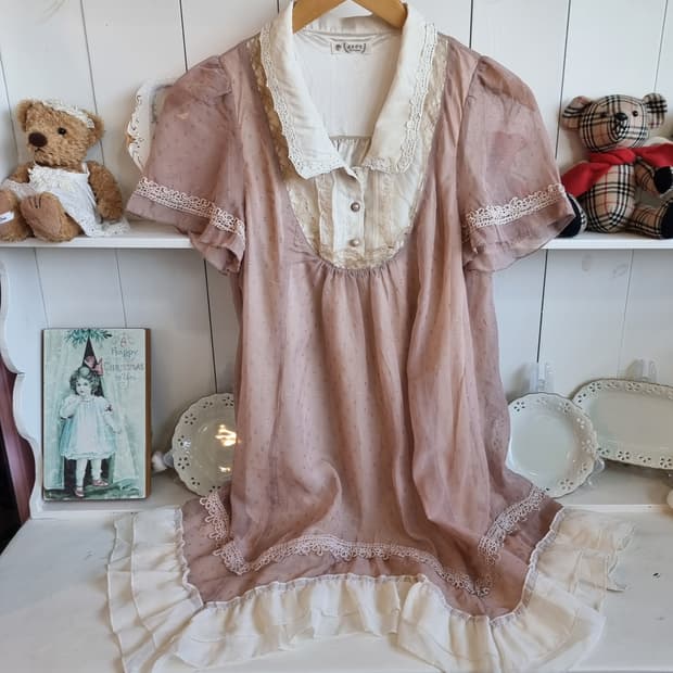 axes femme(액시즈팜) 핑크베이지 레이스 빈티지 원피스