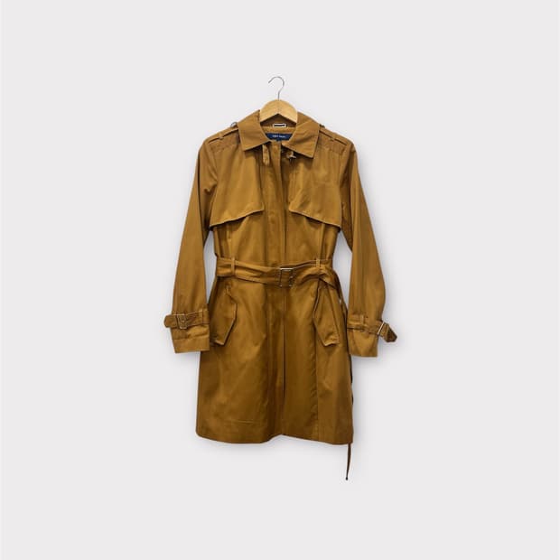 콜한 벨티드 후드 트렌치코트 여성 66 머스타드