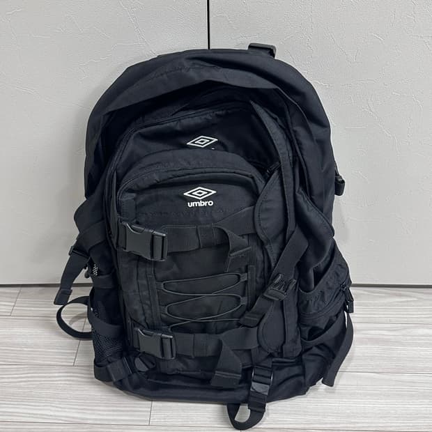 엄브로 댄커 백팩 34L