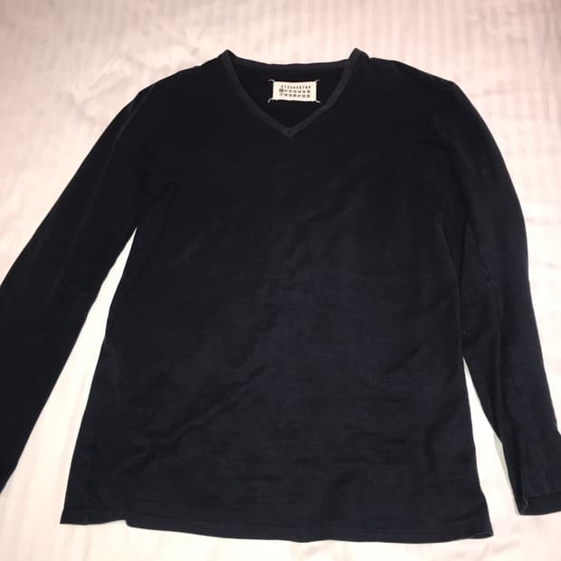 마르지엘라 브이넥 롱슬리브