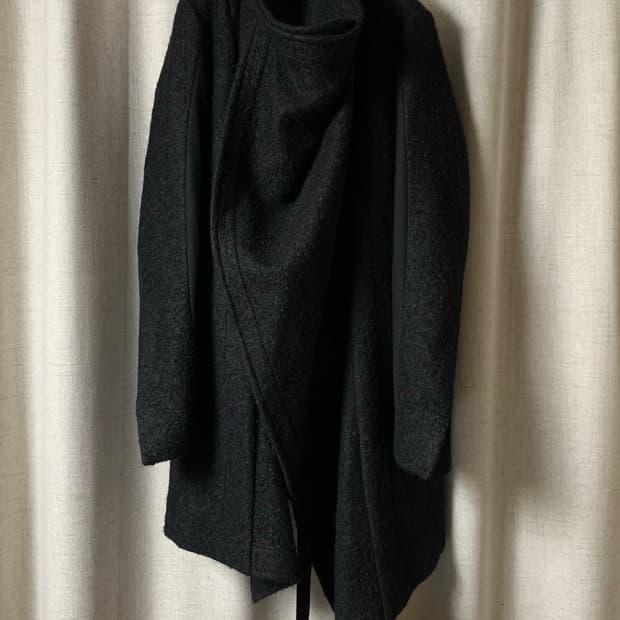 Julius 12fw 드레이프 울 코트